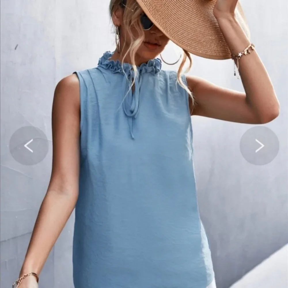 *NEW Women's Blue V-Neck Sleeveless Ruffle Neck Tie Front Blouse Size S* - Picture 2 of 3